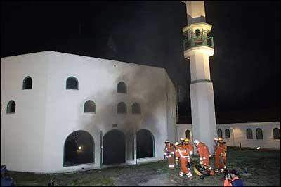 Brand attentatet mot moskén 2005.